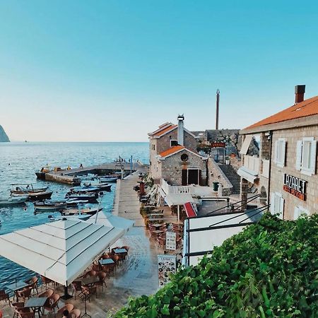 Apartments First Line Petrovac Exterior photo
